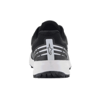 Alpinestars Meta Road V2 Schuhe, Sportswear-Schuhe, Schwarz und Weiß, Rückansicht mit weißem Alpinestars-Sternlogo und horizontalen Streifen an der Ferse, weiße Zwischensohle, leichtes atmungsaktives Design für Rennteam-Arbeitskleidung
