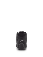 Alpinestars SP V2 Schuhe, Autorennschuhe, Schwarz, Rückansicht mit hochwertigem Wildleder-Obermaterial, weißem Logo an der Ferse und strukturierter Gummisohle, professionelles Motorsport-Schuhwerk