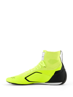 Alpinestars Supertech K Schuhe - FIA, Karting-Schuhe, Gelb Fluo Schwarz Weiß, Seitenansicht mit vollständig gestricktem Obermaterial und sockenähnlichem Kragen, schwarzer TPU-Fersenkappe, dünner weiß-schwarzer Außensohle sowie Alpinestars-Branding auf der Zehenpartie und Zunge