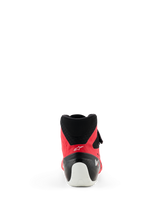 Alpinestars Tech-1 KX V3 Schuhe - FIA, Kart-Schuhe, Rot und Schwarz, Rückansicht mit Fokus auf der weißen Fersenverstärkung, schwarzer Mesh-Kragen und stromlinienförmiges Profil für den professionellen Rennsport