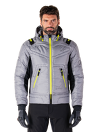 Alpinestars Mohobbs wasserdichte Jacke, urbane Motorradjacke, Lunar Gray mit Akzenten in Lime Punch, gestepptes Bomber-Design mit Kapuze, leuchtend gelbe Reißverschlüsse und schwarze Seiteneinsätze, von Streetwear inspirierte schützende Fahrerausrüstung