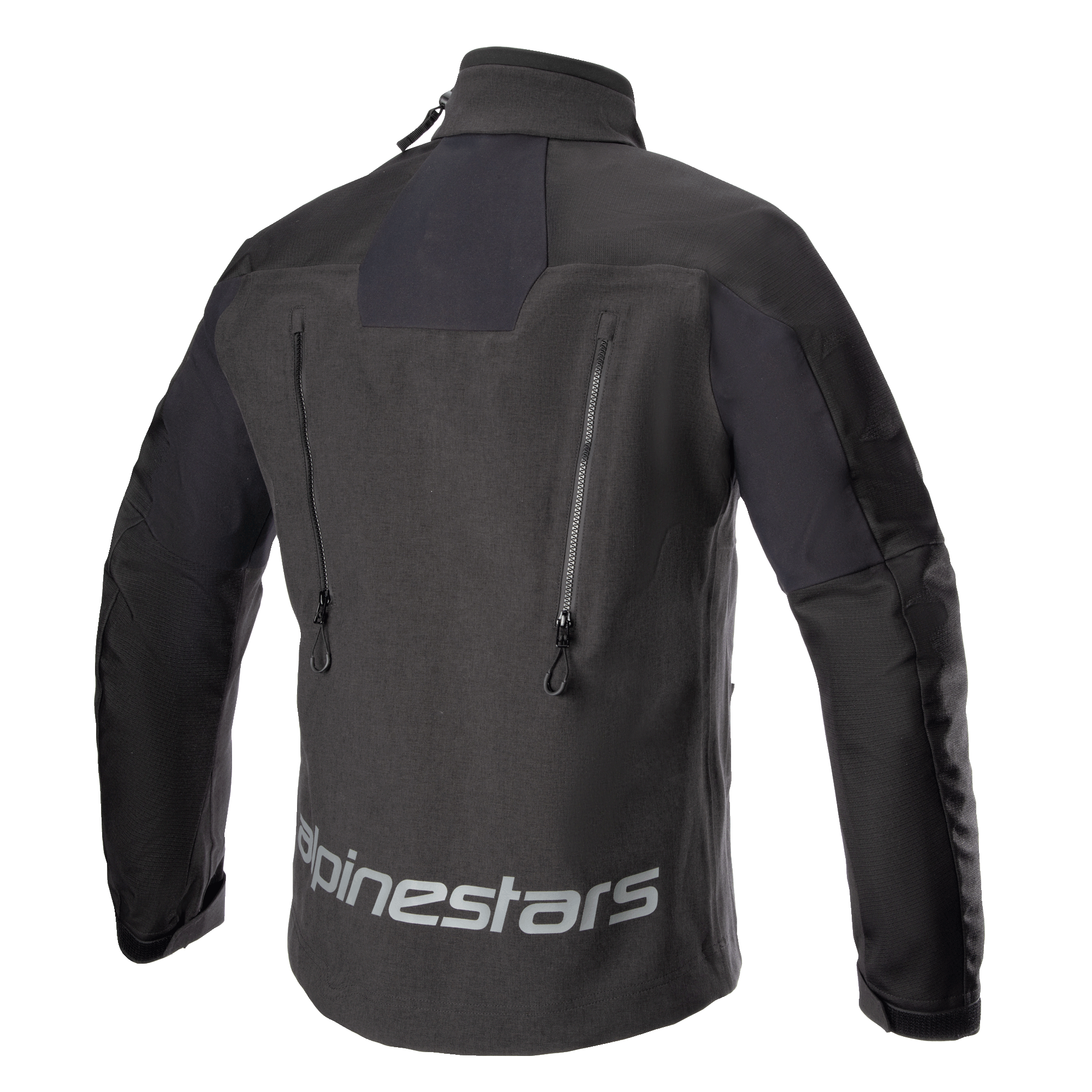 Alpinestars Hyde XT Drystar® XF Jacke, Motorradjacke, Schwarz, Rückansicht mit großem reflektierendem Alpinestars-Logo am unteren Rücken, zwei vertikalen Belüftungsöffnungen mit Reißverschlüssen und strukturierten Ripstop-Einsätzen