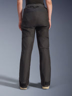 Alpinestars Stella Andes V4 Drystar® Hose für Damen, Motorradhose, Schwarz, Rückansicht mit technischer Textilkonstruktion und verstärkten Einsätzen, verstellbarem Bund und Beinabschlüssen, strapazierfähiges Design für Adventure-Touren