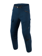 Alpinestars Juggernaut V2 Riding Pants, Urbane Motorradhose, Night Navy, dunkelblaue technische Motorradhose mit mehreren Reißverschlusstaschen, verstellbarer schwarzer Taillengürtel, verstärkte Kniebereiche mit Verstellriemen, Slim-Fit-Design mit Reißverschlüssen an den Beinabschlüssen, Softshell-Ripstop-Gewebe für urbanes Pendeln