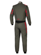 Alpinestars GP Race V3 Anzug FIA, Auto-Rennanzug, Anthrazit-Rot, Rückansicht mit dunkelgrauem Textilmaterial und roten Streifenakzenten an Schultern und Ärmeln, schwarzer Stretch-Einsatz an der Taille, rotes Stern-Logo am unteren Rücken, professioneller Motorsport-Schutz