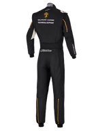 Alpinestars Limited Edition Lamborghini GP Tech V4 Anzug FIA, Rückansicht eines professionellen schwarzen Autorennanzugs, mit Lamborghini Squadra Corse Logo und „Technical Support“-Schriftzug, goldene Akzente und silbernes Alpinestars-Branding.