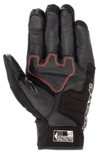 Alpinestars Honda SMX Z Drystar® Handschuh, Kurzschaft-Motorradhandschuh, Schwarz mit leuchtend roten geometrischen Nähten auf der Handfläche, Ziegenlederkonstruktion mit Wildlederverstärkungen, touchscreen-kompatible Fingerspitzen und Alpinestars Protects-Logo an der Manschette