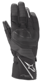 Alpinestars Andes V3 Drystar Handschuh, schwarzer Motorrad-Tourenhandschuh, Konstruktion aus Ziegenleder und Textil, integrierter Knöchelschutz, weißes Alpinestars-Logo auf der Stulpe mit reflektierendem Streifen, strukturierte Fingerpaneele und Drystar Performance Technologie