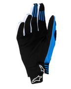 Alpinestars 2025 Techstar Handschuhe, Motocross-Handschuhe, Schwarz und Blau, Handflächenansicht zeigt verstärkte Konstruktion aus synthetischem Wildleder, blaue Silikon-Gripelemente an den Fingern und nahtlosen Handgelenkverschluss mit weißen Astars-Logos.