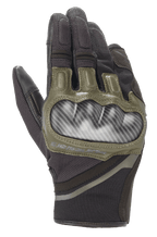 Alpinestars Chrome Handschuhe, Motorradhandschuhe, Schwarz und Forest Green, mit hartem Knöchelschutz im Carbon-Look, olivgrünen Lederakzenten und strapazierfähiger mehrteiliger Textilkonstruktion