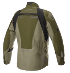Alpinestars Altamira GORE-TEX Jacke, Forest Military Green, Rückansicht der technischen Motorrad-Tourenjacke mit schwarzen Schulterpaneelen, elastischer Taille und Alpinestars-Branding, mit reflektierenden Akzenten und strapazierfähiger Textilkonstruktion.