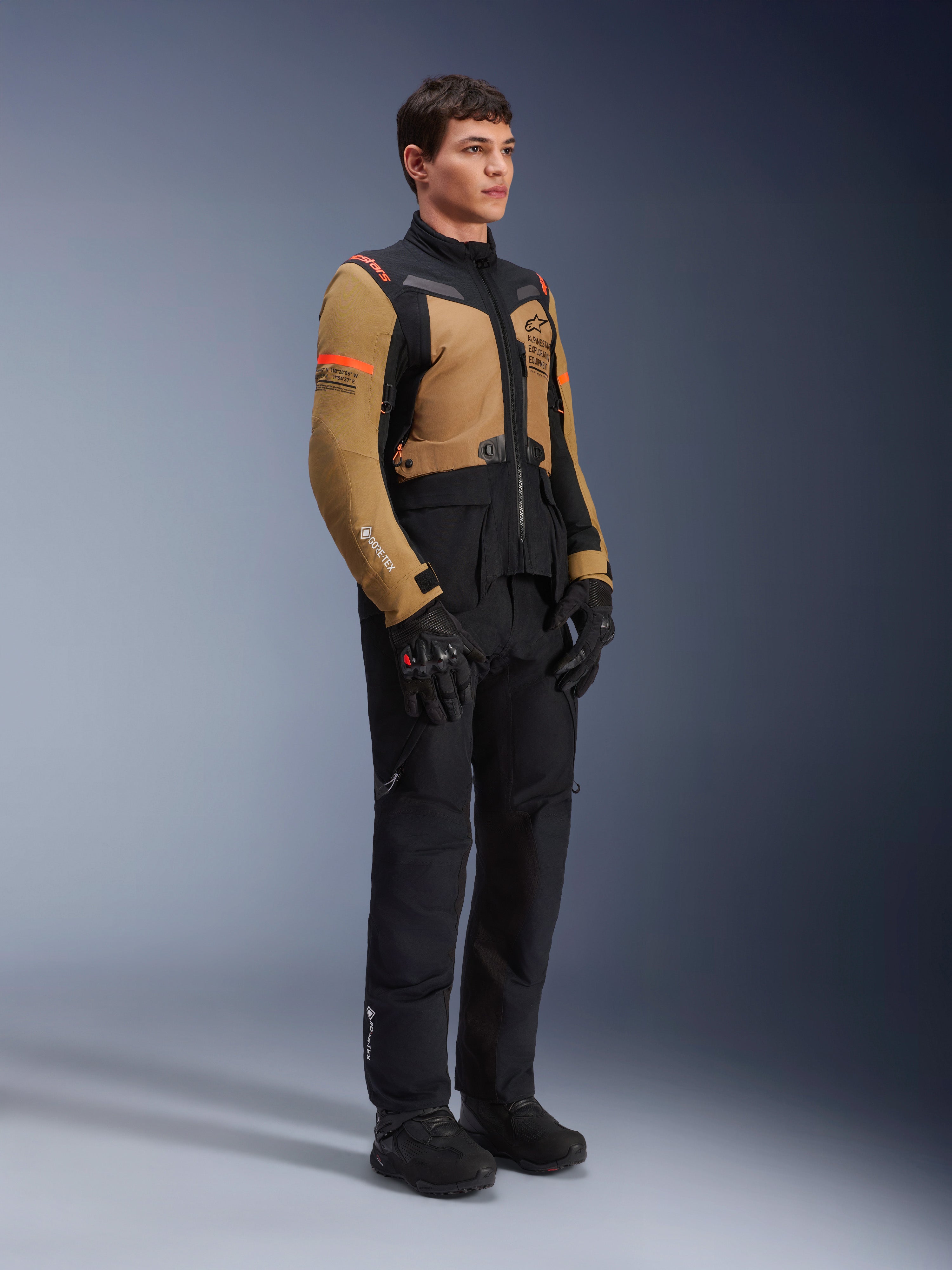 乗馬ジャケットとグローブのセット ST-7 2L Gore-Tex - Brown Motorcycle Jacket | Alpinestars®