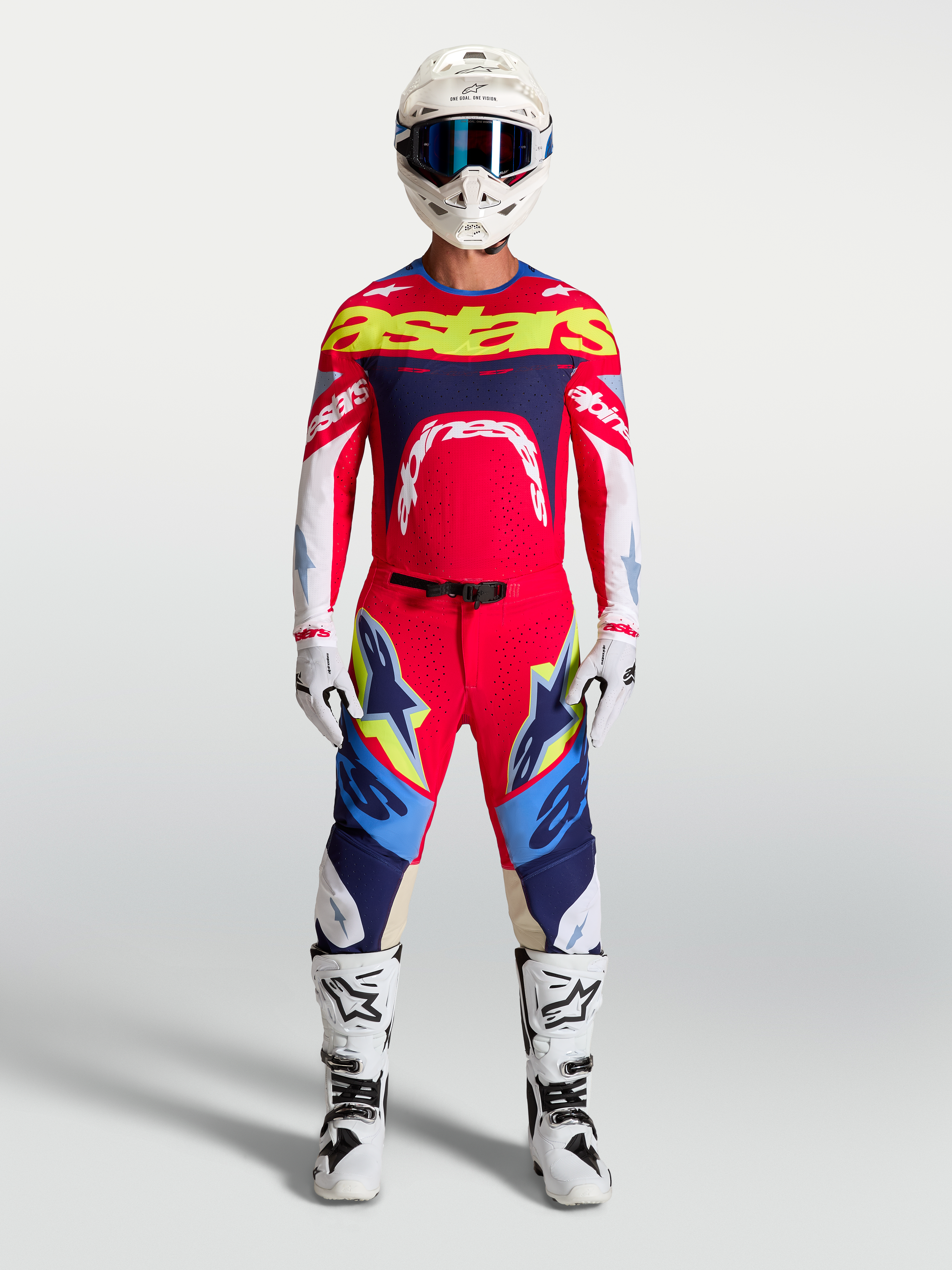 Alpinestars Supertech Dyna Ausrüstungsset und Hose für Herren, Motocross-Ausrüstung in Rot und Navy-Blau, Pro-Rider-Passform.