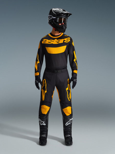 3720326-526_r7-Racer-Riway-