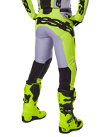 Alpinestars 2025 Racer Veil Hose, Motocross-Hose, Grau und Neongelb, Rückansicht mit ergonomischer Konstruktion, großes schwarzes Branding am Gesäß, schwarze Unterschenkel-Einsätze, passende leuchtend gelbe Rennstiefel.