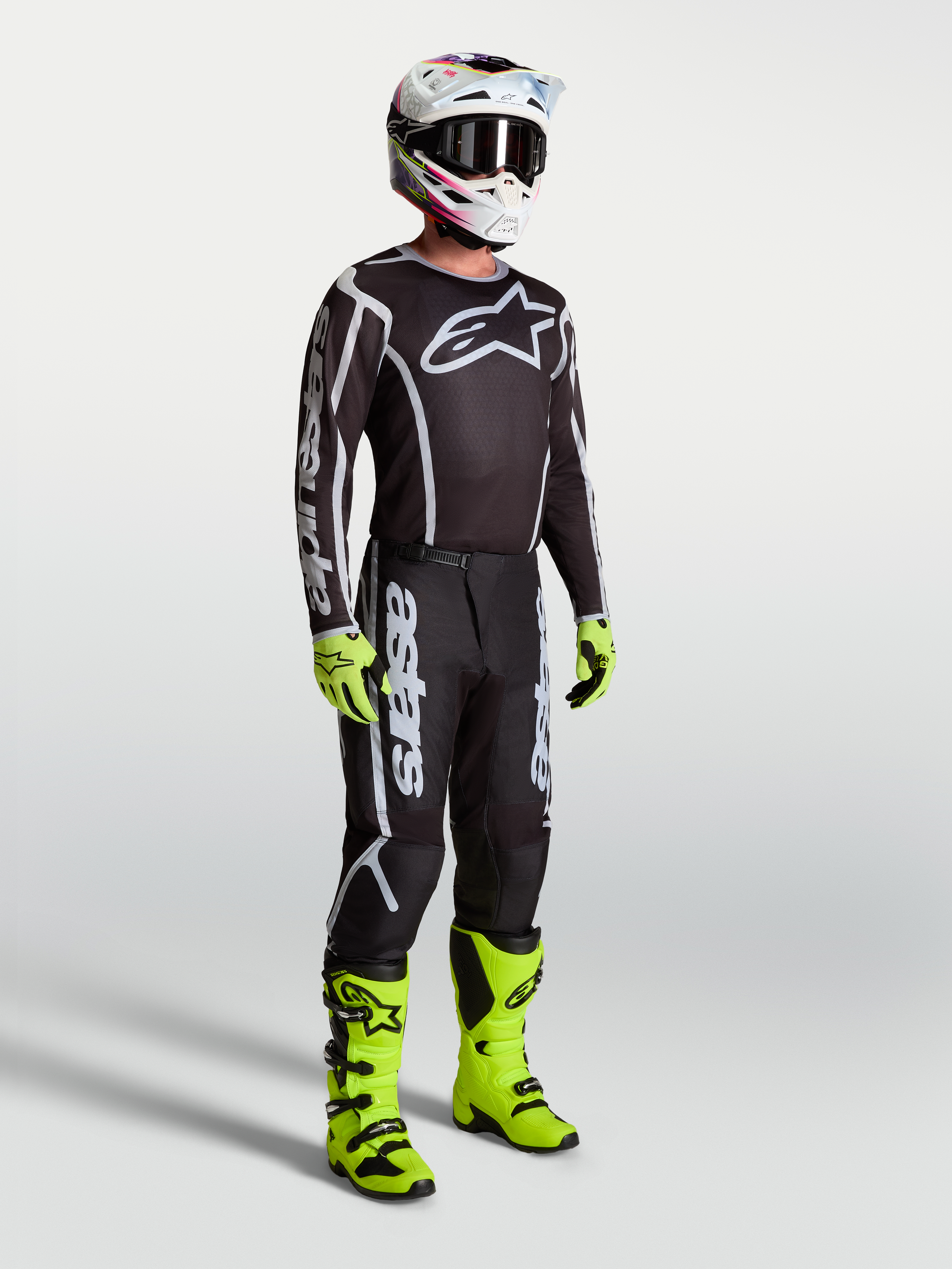 Alpinestars Fluid Apex V2 Hose, Herren-Motocrosshose in Schwarz und Silber, strapazierfähiges Offroad-Material.