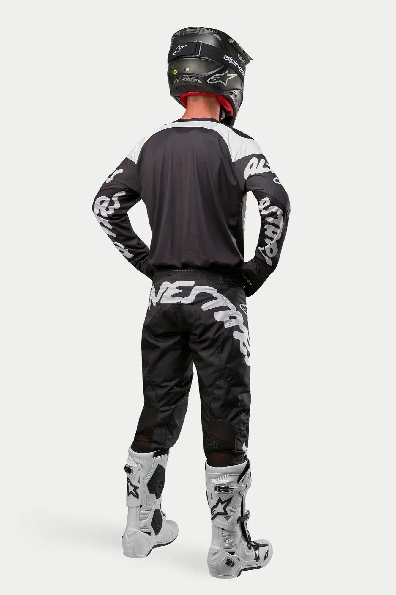 Racer Hana Trikot 2024