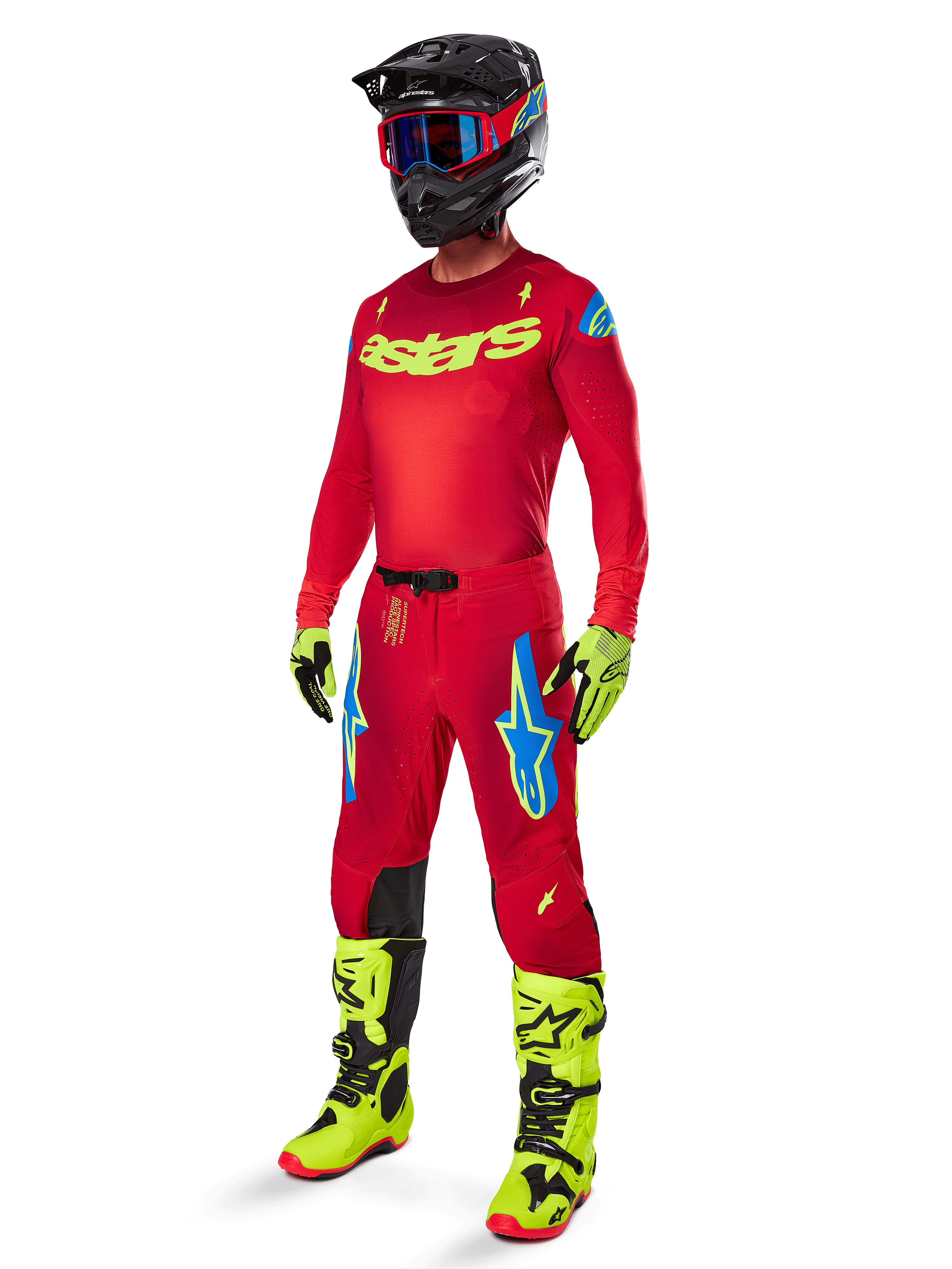 Alpinestars 2025 Supertech Maker Ausrüstungsset, komplettes Motocross-Rennoutfit, rotes Trikot und Hose mit gelben und blauen Akzenten, neongelbe Stiefel und Handschuhe, schwarzer Helm mit blauer Brille, professionelle Hochleistungs-Ausrüstung für den Offroad-Rennsport