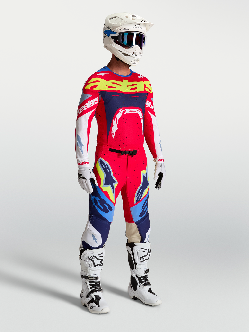 Alpinestars Supertech Dyna Trikot und Gear Set, Motocross-Ausrüstung für Herren, Feuerrot und Marineblau, Profi-Rennpassform.