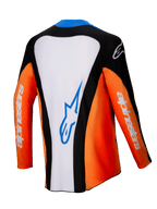 Alpinestars 2025 Techstar Melt Jersey, Motocross-Jersey, Rückansicht, Orange, Weiß und Schwarz mit blauen Akzenten, weißer Mittelbereich mit blauem Logo, orangefarbene Ärmel mit weißem Branding, Hochleistungs-Offroad-Rennausrüstung