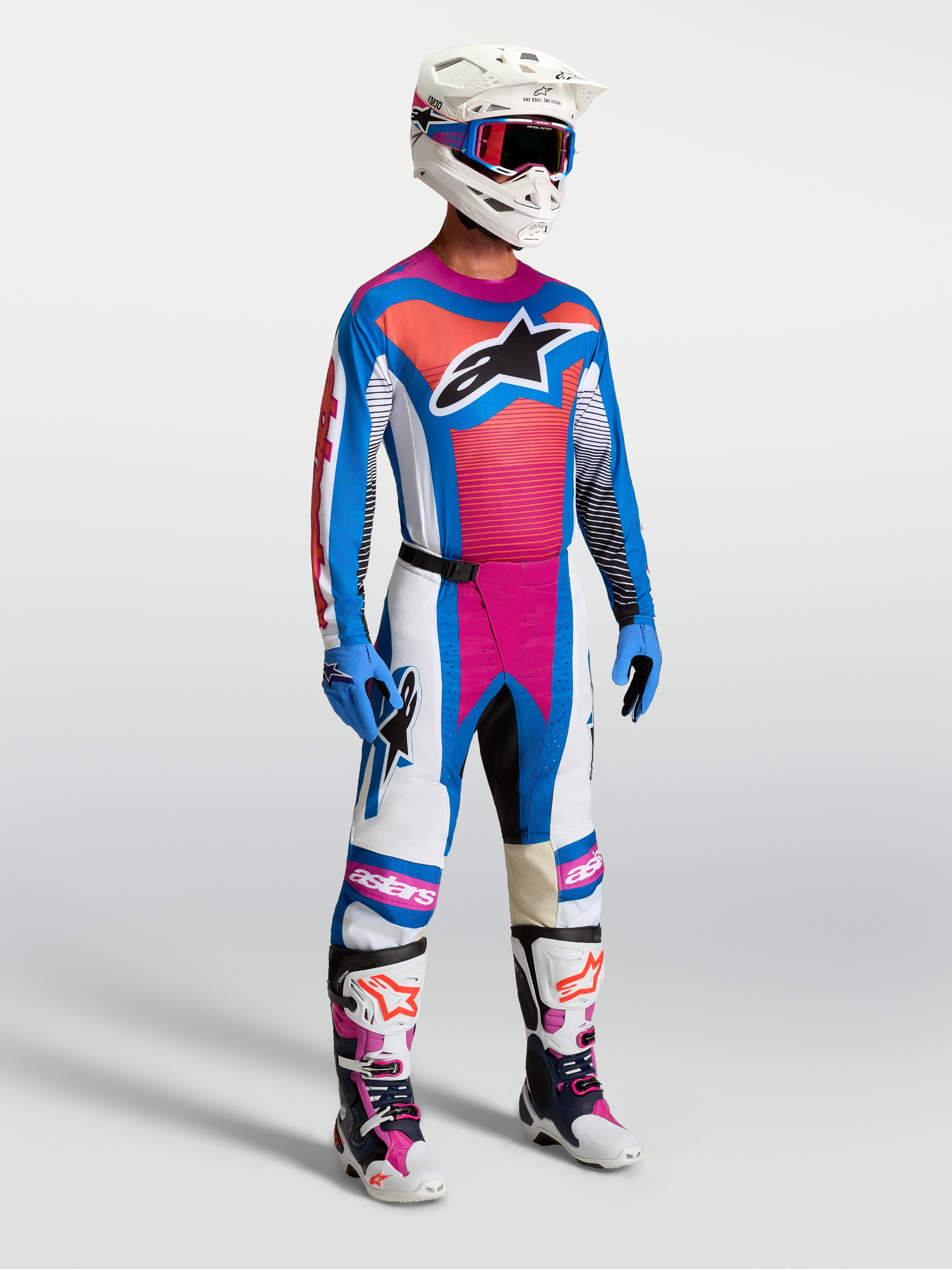 Alpinestars Techstar Maven Trikot und Ausrüstungsset, Herren-Motocross-Outfit in Blau und Hot Coral, athletische Passform.