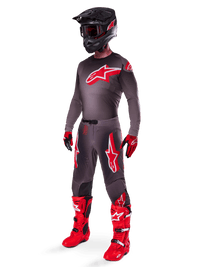 Supertech Lipan Bekleidungsset 2025