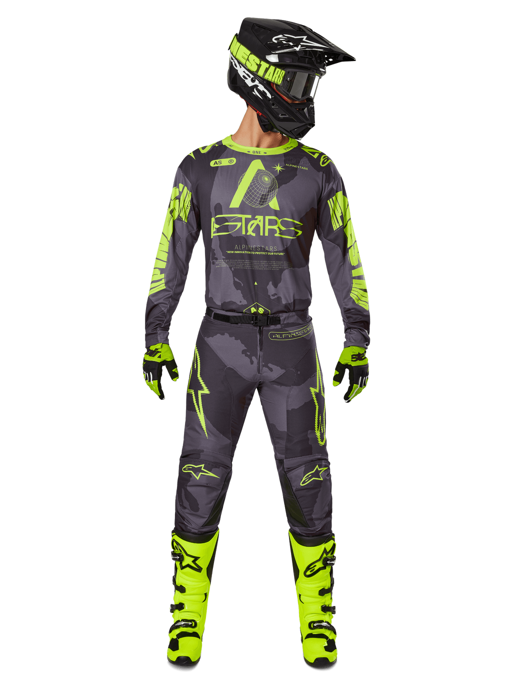 Alpinestars 2025 Racer Hollow Gear Set, Motocross-Ausrüstung in Dark Camo und Gelb Fluo, beinhaltet Langarmtrikot und passende Hose, schwarzer Helm mit Neon-Akzenten, leuchtend gelbe Stiefel und Handschuhe, koordinierte Performance-Ausrüstung für Offroad-Fahrten