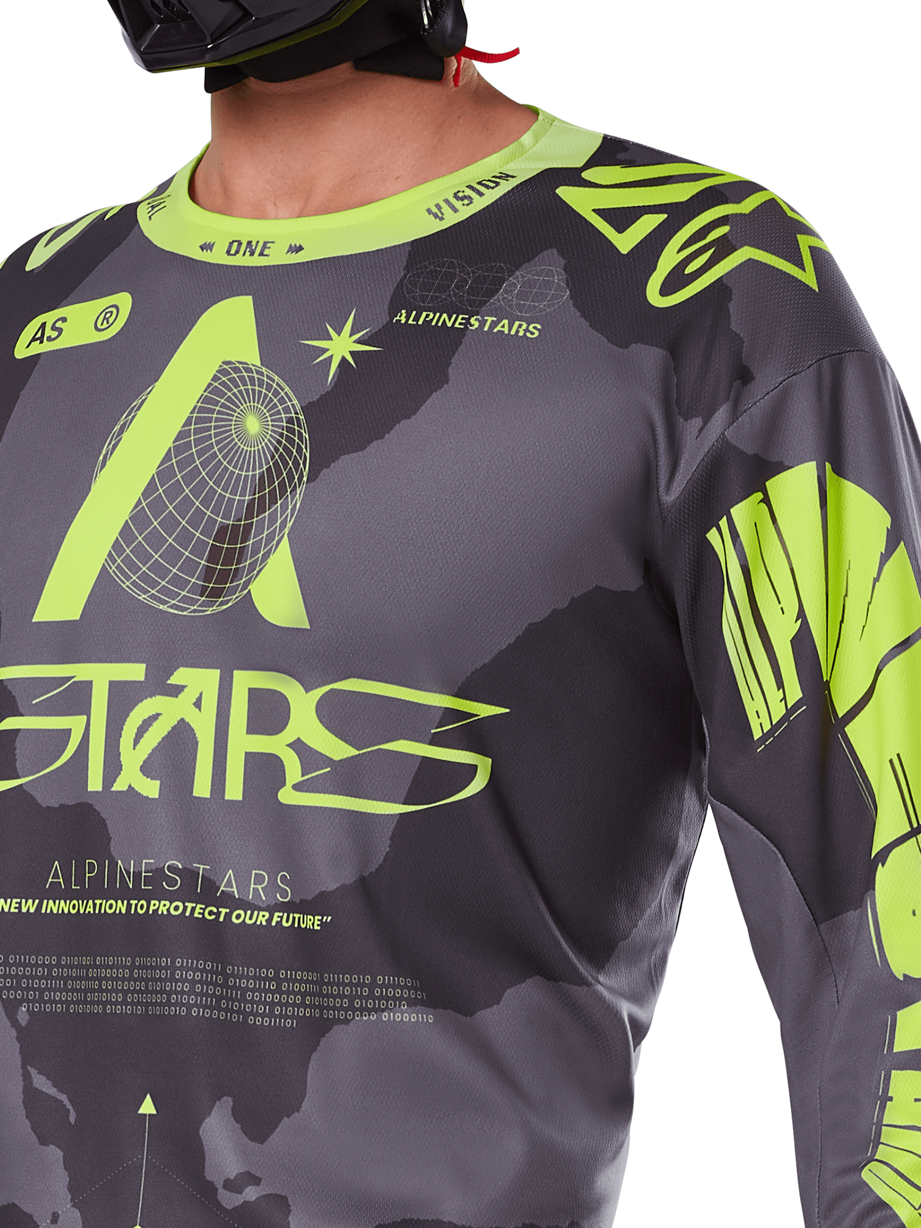 Alpinestars 2025 Racer Hollow Trikot, Motocross-Trikot, Dark Camo und Yellow Fluo, Nahaufnahme mit technischen Grafiken, „ASTARS“-Branding und Wireframe-Designs auf feuchtigkeitsableitendem Poly-Gewebe.
