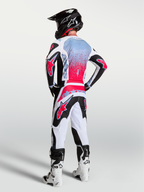 Alpinestars Fluid Drag Trikot, Herren-Motocross-Ausrüstung, Schwarz und Fluo-Rot, atmungsaktives Textil, Rückansicht am Model