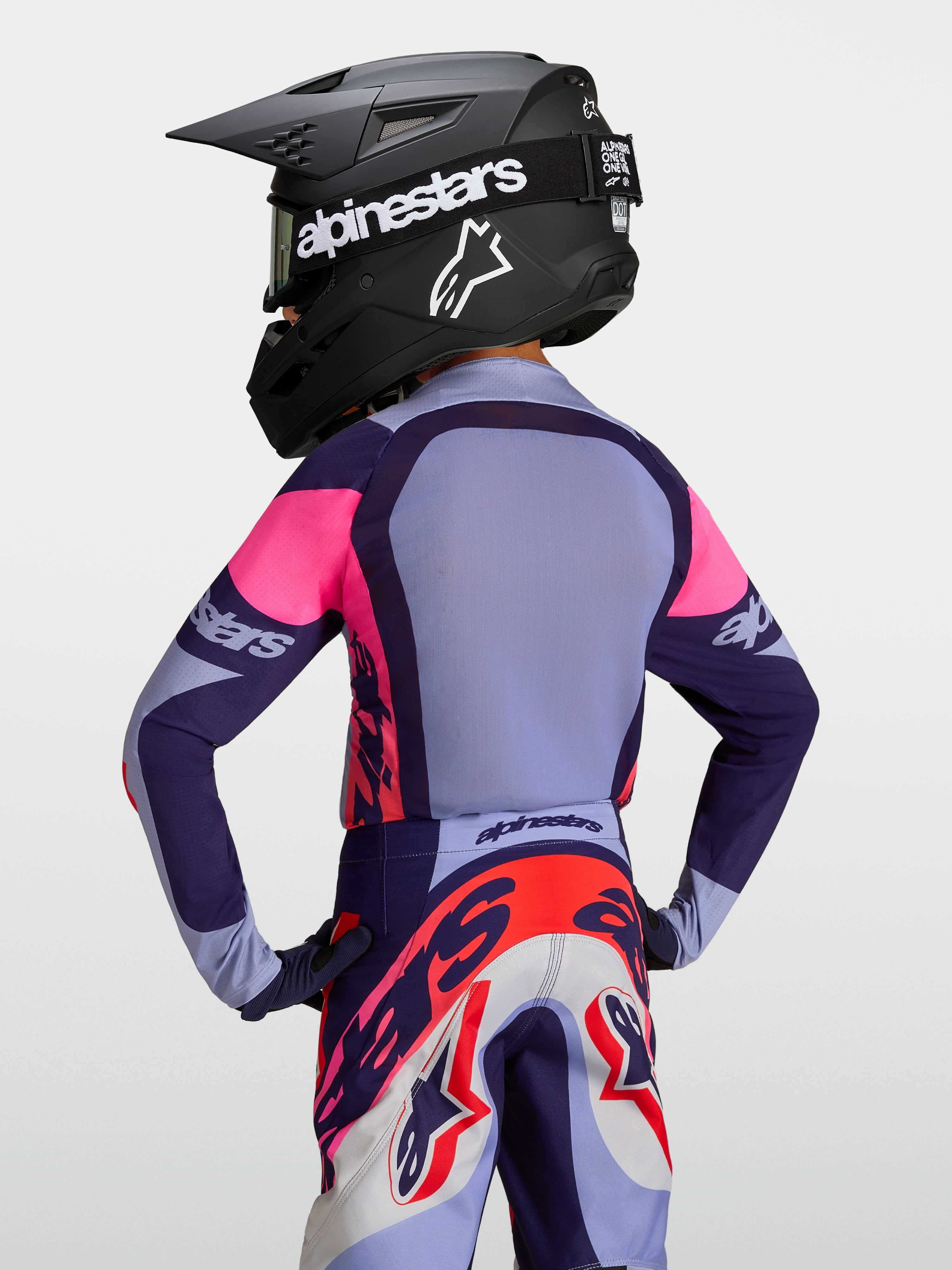 Alpinestars Supertech Jugend-Trikot Dyna 2027, Motocross-Trikot in Lila und Pink, Rückansicht mit atmungsaktivem Stretch-Mesh.