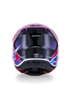 Alpinestars S-M7 Fuse Helm, Motocross-Helm, Rückansicht, Blau Lila Pink Glänzend, lebendige pinke und lila Grafiken auf glänzend schwarzer Schale, mit Belüftungsöffnungen und ECE 22.06 Zertifizierungslabel