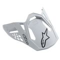 Alpinestars Supertech M10 Dyno Helmvisier, Matt-Weiß, mit schwarzen Alpinestars Stern-Logos, Motocross-Helmschirm mit geometrischen Ausschnitten für Luftzirkulation, mattes Finish, aerodynamisches Design für Offroad-Performance