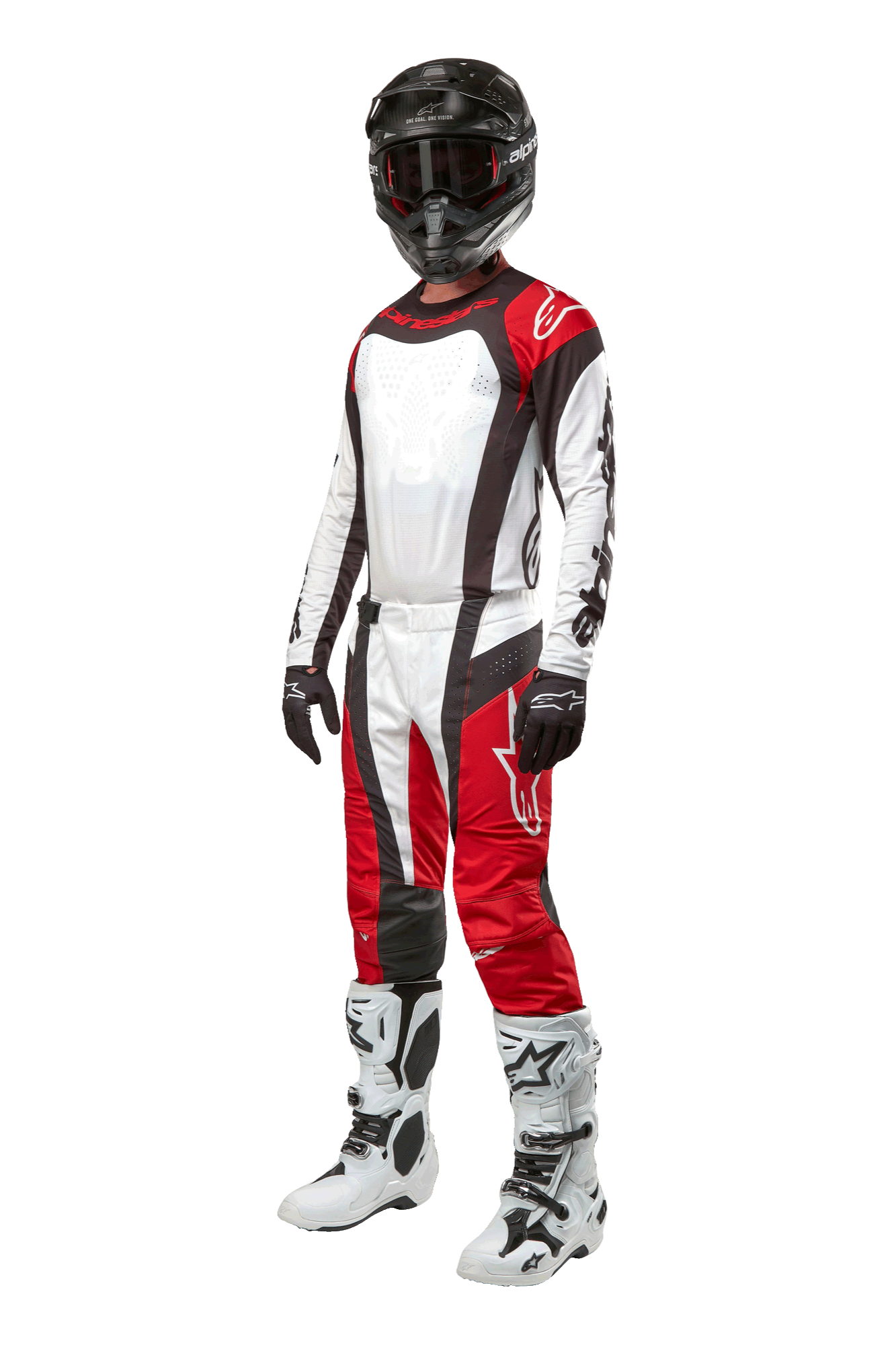 Motocross-Fahrer in kompletter Alpinestars-Ausrüstung, 2024 Techstar Ocuri Hose in Mars Rot Weiß Schwarz, passendes Trikot, schwarzer Helm mit Schutzbrille, schwarz-weiße Handschuhe und weiße Motocross-Stiefel, professionelles Offroad-Rennoutfit