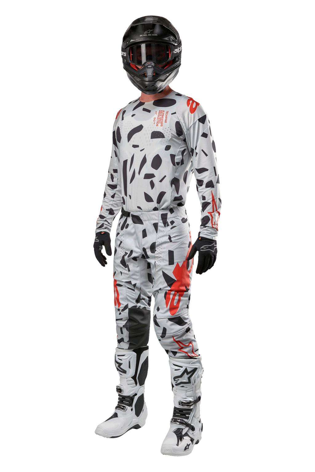 Alpinestars 2024 Techstar Rantera Hose, Motocross-Hose, Haze Gray Camo, getragen mit passendem Jersey, schwarzem Helm und weiß-schwarzen Stiefeln, mit schwarzen abstrakten Mustern und roten Akzenten, komplette Offroad-Rennausrüstung