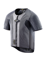 Alpinestars Tech-Air 5 Airbag-Weste, dunkelgraues Mesh, Kurzarm, Frontreißverschluss, autonomer Schutz beim Straßenfahren.