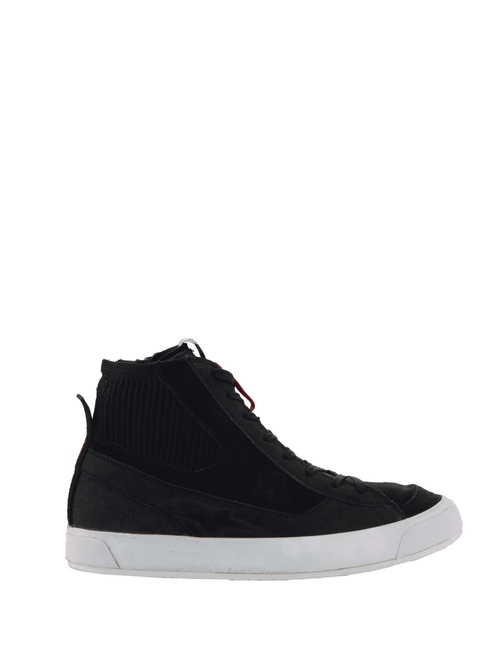 Alpinestars Stated Schuhe, hohe Motorrad-Sneaker, Schwarz und Weiß, geripptes Knöcheldetail, rote Schnürsenkel-Akzente, weiße vulkanisierte Sohle, lässige urbane Motorradschuhe