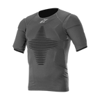 Alpinestars Roost Tech-Layer Oberteil, Motocross und Offroad Funktionsunterhemd für Herren, Anthrazit Schwarz, Kurzarm, atmungsaktives Strickgewebe mit strategisch platzierten Polsterzonen für Roost-Schutz.